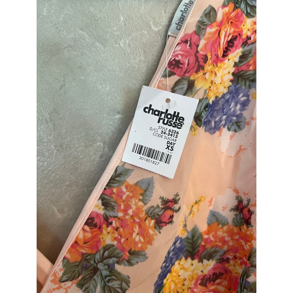 NWT Charlotte Russe Floral Cold Shoulder Romper XS Summer Shorts - Picture 8 of 13